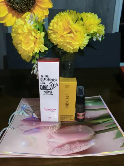 Set de belleza Natura y Avon - miniatura 2