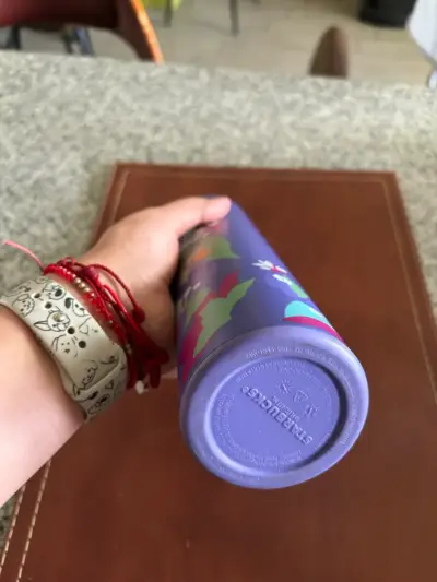 Termo floral Starbucks morado - miniatura 2