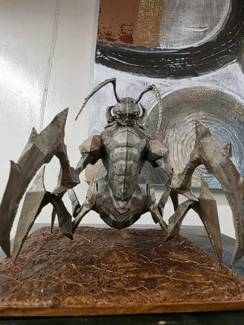 Escultura Ant Queen Lineage II - 4