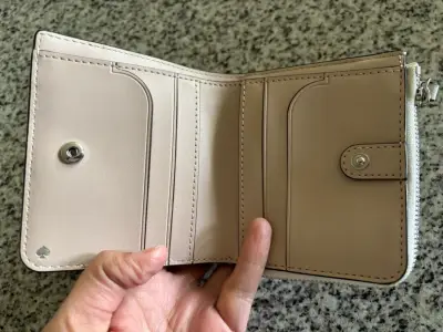 Billetera Kate Spade beige - miniatura 2