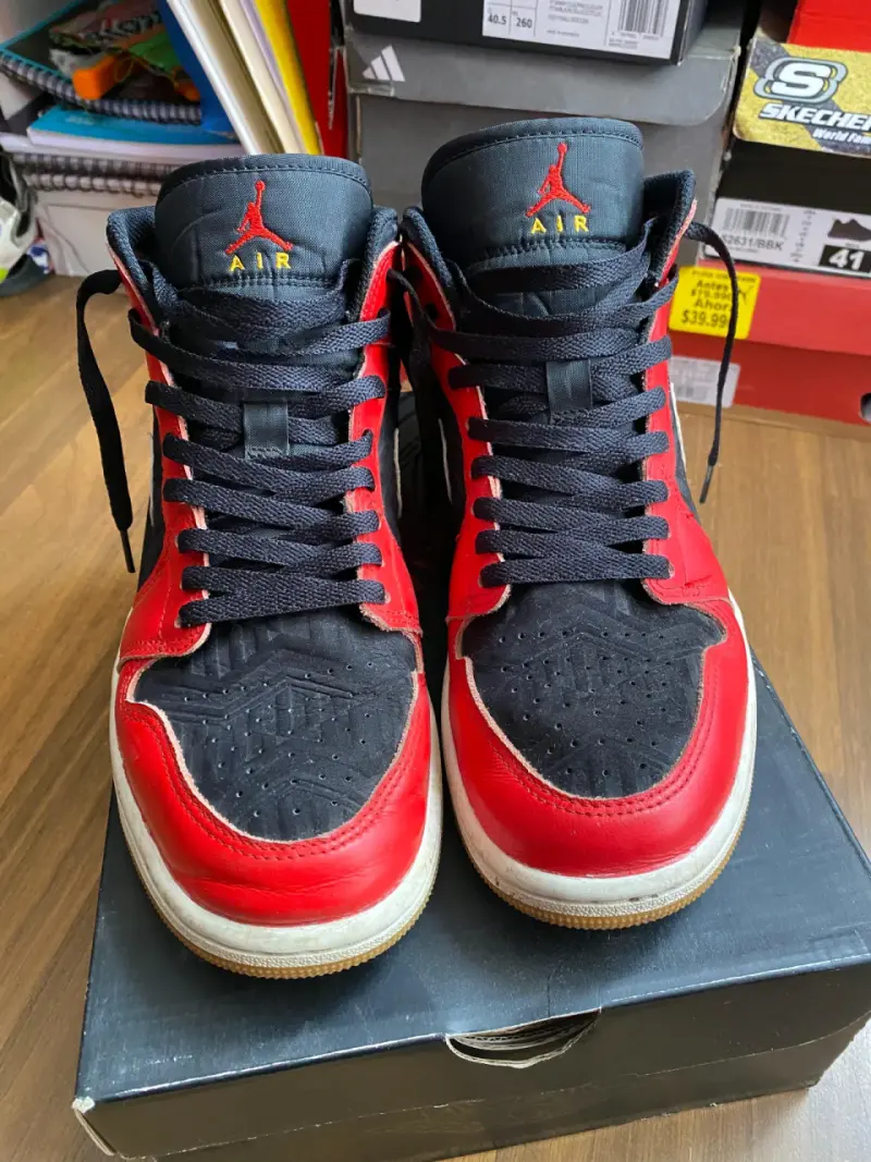 Zapatillas Air Jordan 1 Mid SE - 2