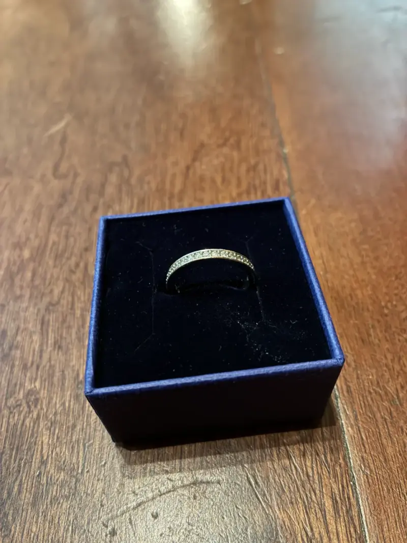 Anillo de plata con brillantes - 1