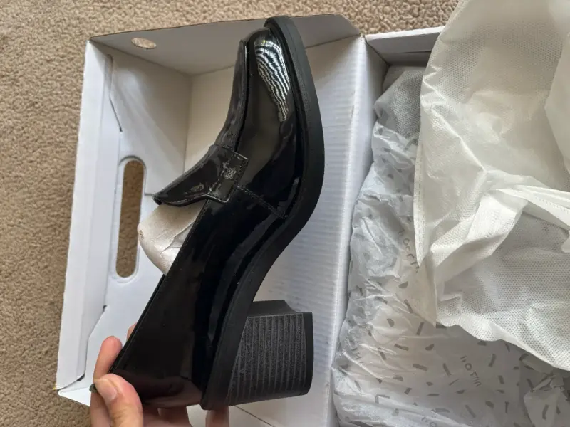 Zapato de charol negro - 2