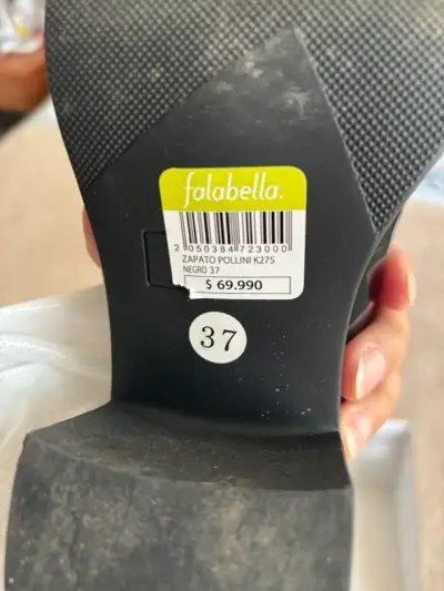 Zapato de charol negro - miniatura 4