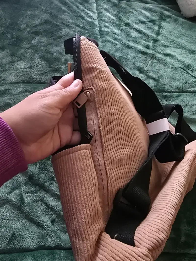 Mochila beige de felpa - 5