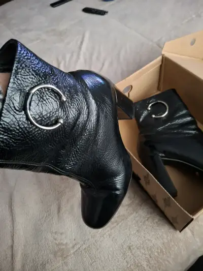 Botines negros de cuero - miniatura 3