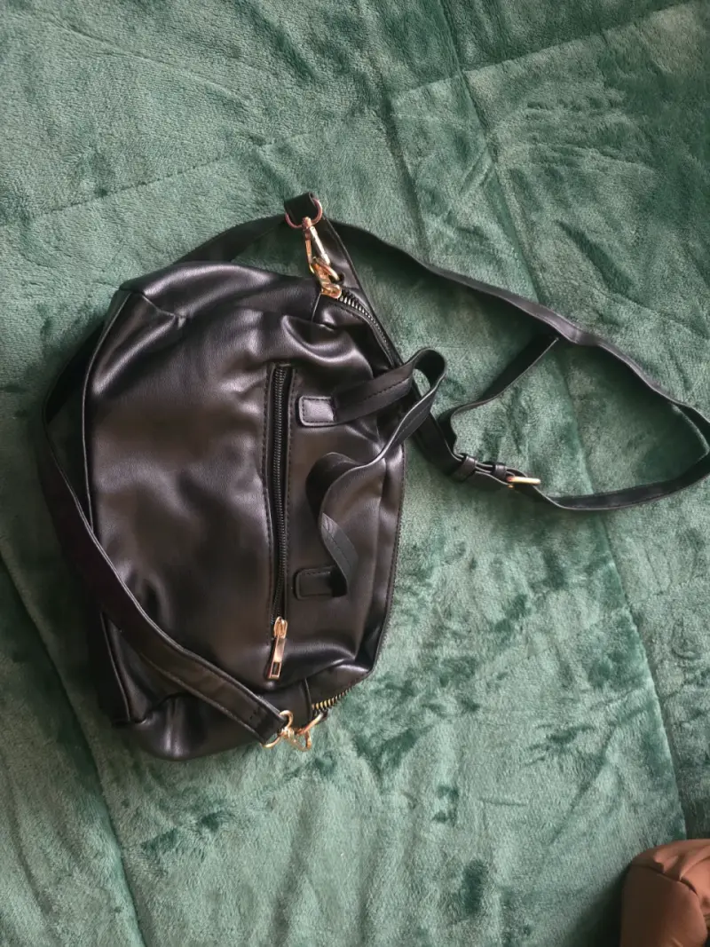 Cartera negra acolchada - 3