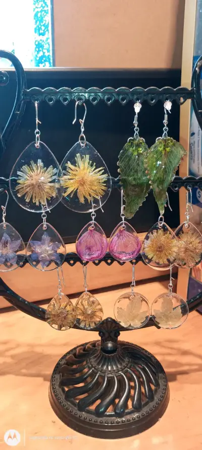 Set de aros con flores prensadas - miniatura 1