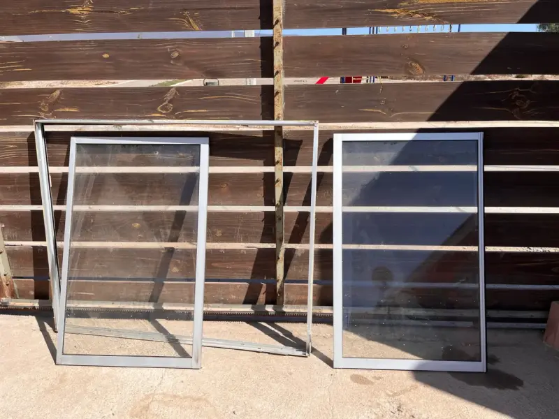 Marcos de ventana de aluminio usados - 2