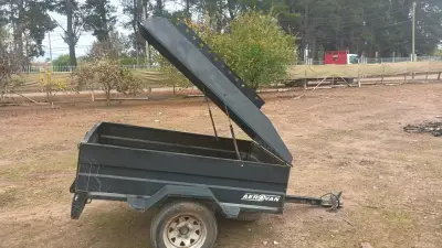 Remolque Aerovan Acoplado Negro - miniatura 3