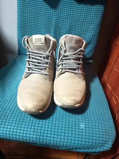Botas CAT gris - miniatura 1