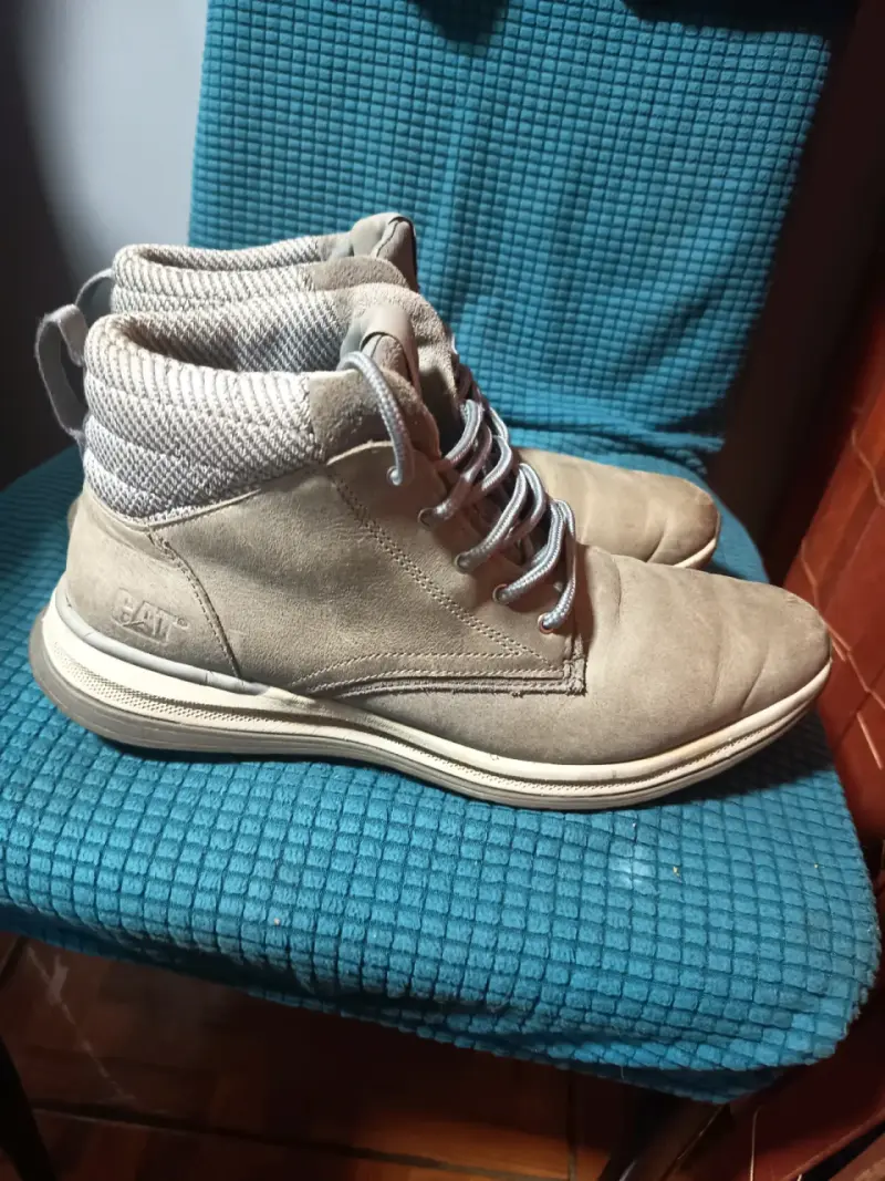 Botas CAT gris - 2