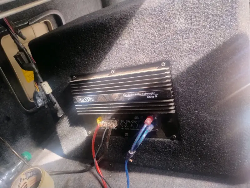 Subwoofer Taisel para auto - 2
