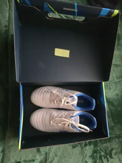 Caja de zapatos BLS - miniatura 2