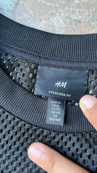 Polera deportiva negra talla XL - miniatura 3