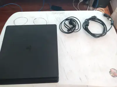 Consola PlayStation 4 negra - miniatura 2
