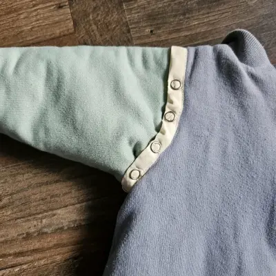 Saco de dormir infantil gris - miniatura 2