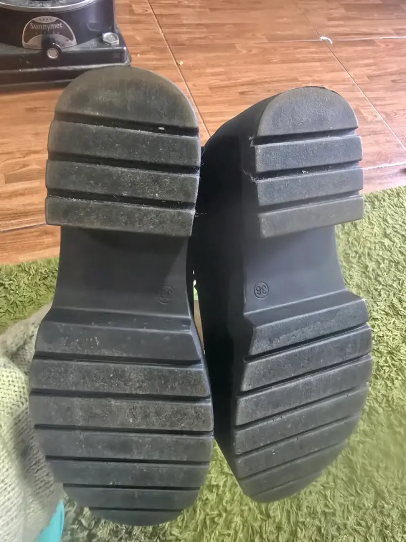 Botines negros con cierre - 4