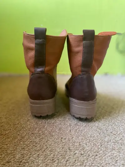 Botas de cuero marrón - miniatura 4