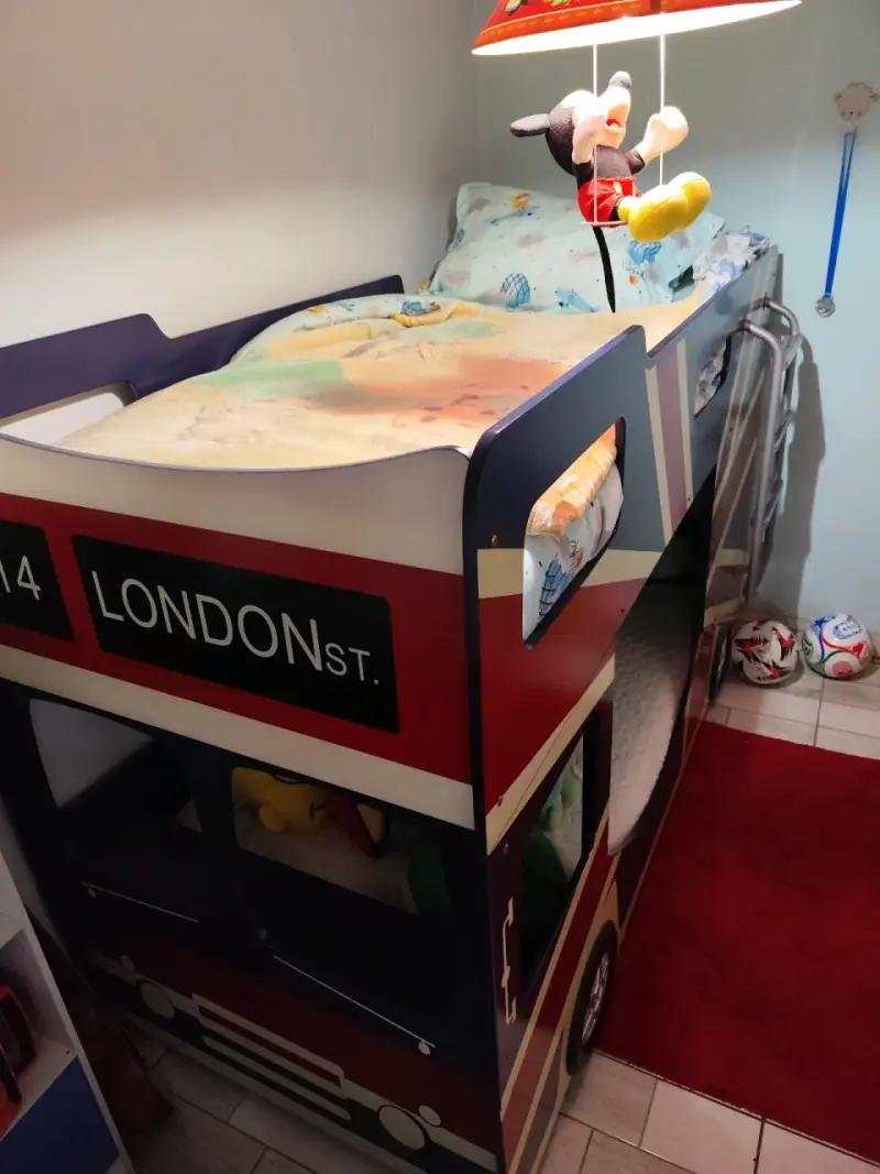 Cama infantil bus londinense - 2