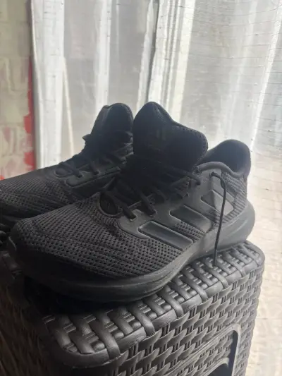 Zapatillas deportivas negras - miniatura 2