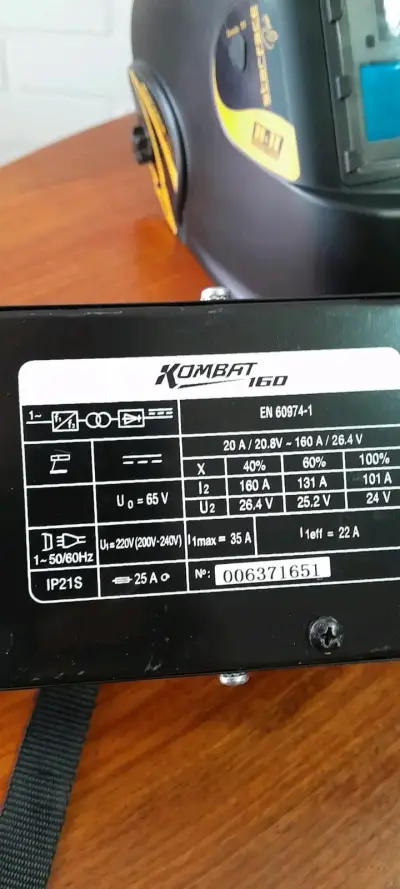 Soldadora M&H Kombat compacta - miniatura 3