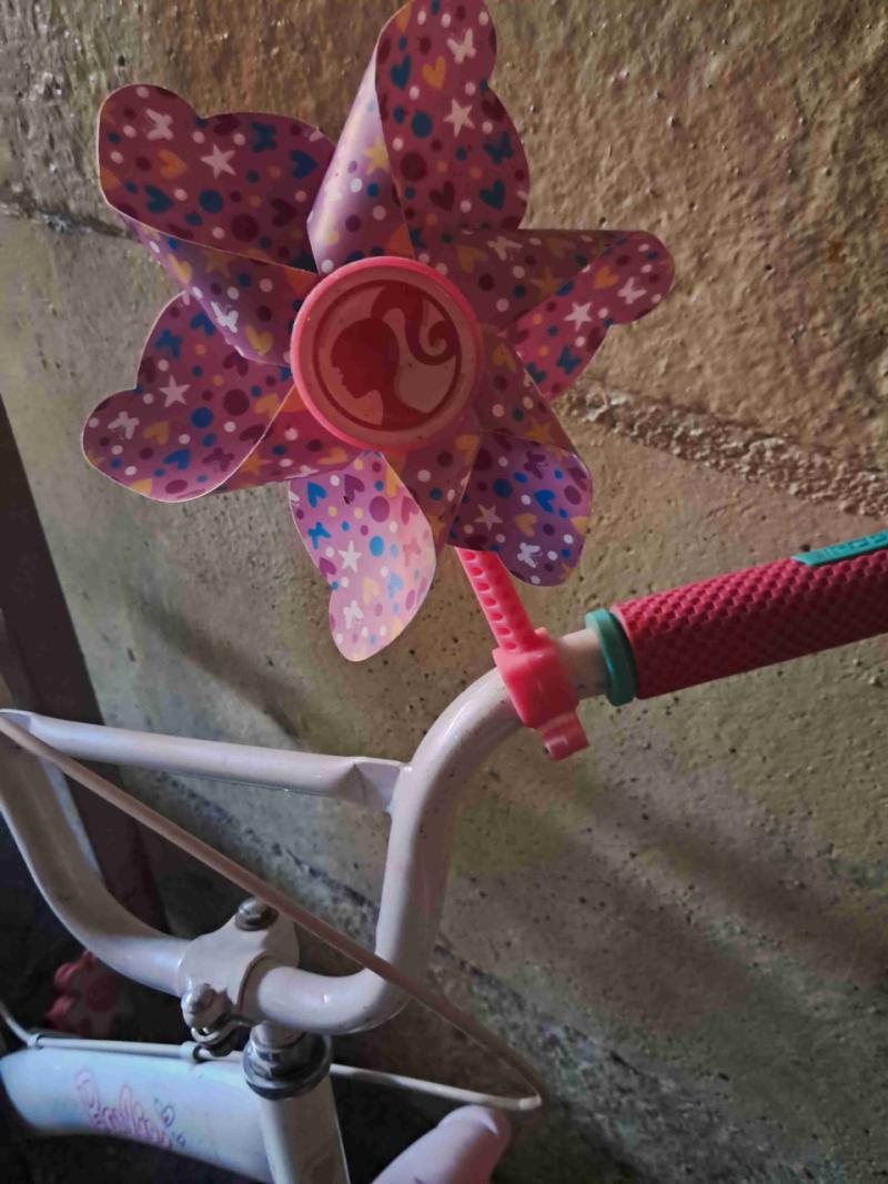 Bicicleta 16 infantil con molinillo Barbie - 1