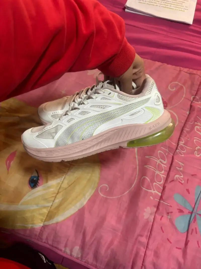 Zapatillas puma blancas deportivas