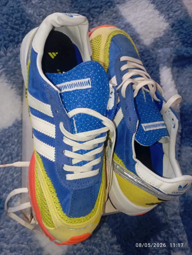 Zapatillas Adida AdiZero SL72 edición Bad Bunny - 2