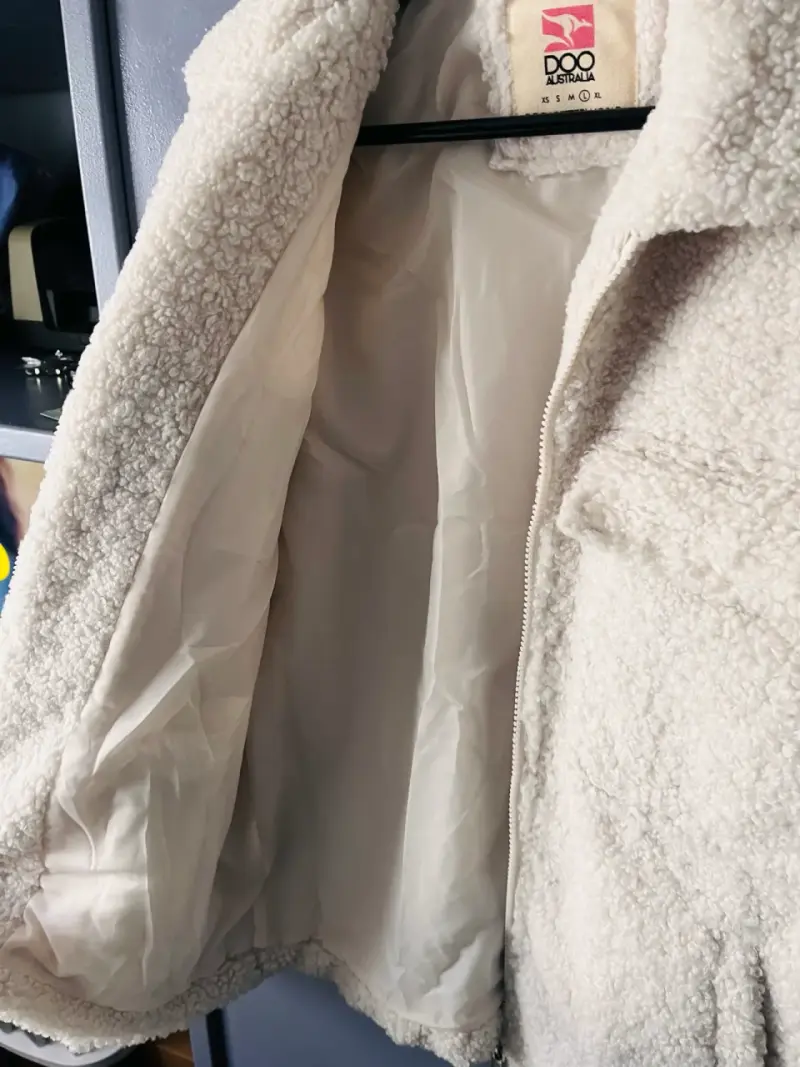 Chaqueta de lana beige - 3