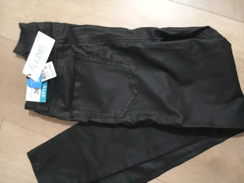 Jeans negros talla 36 nuevos - 2