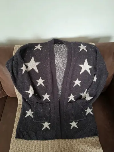 Cárdigan negro con estrellas - miniatura 1