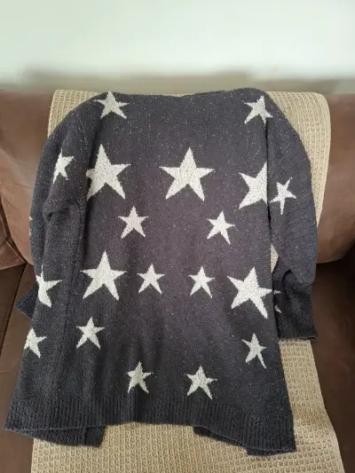 Cárdigan negro con estrellas - miniatura 3