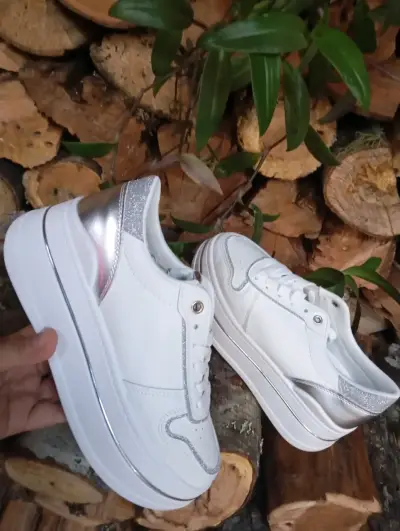 Zapatillas blancas full moda - miniatura 2
