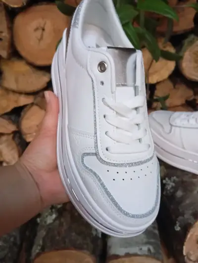 Zapatillas blancas full moda - miniatura 3