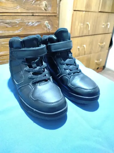 Zapatillas negras escolar - miniatura 1