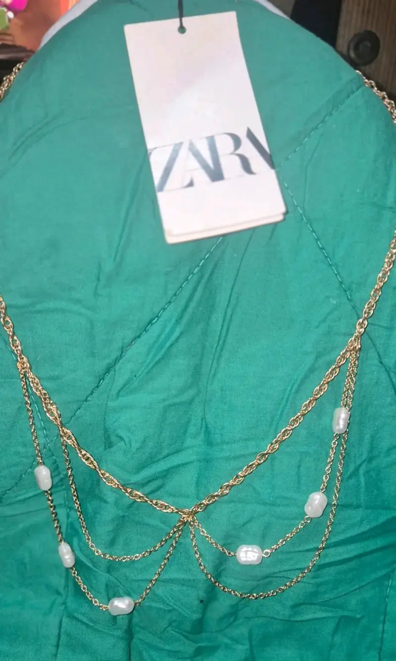 Collar dorado con perlas - 2