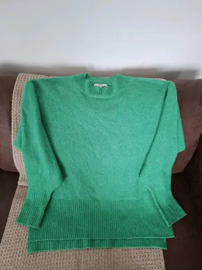 Suéter verde de lana - miniatura 1