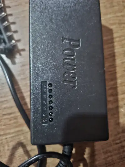 Adaptador de corriente AC 110V-240V - miniatura 2