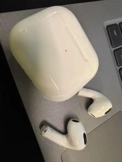AirPods 2 originales - miniatura 3