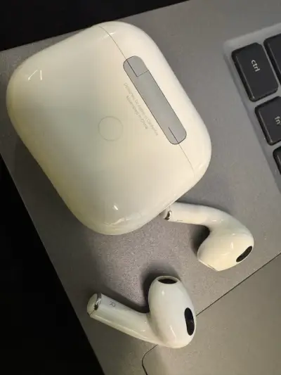 AirPods 2 originales - miniatura 4