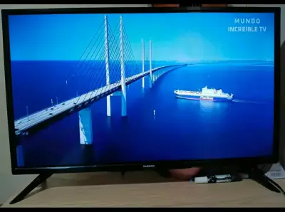 Televisor Daewoo 32 pulgadas - miniatura 2