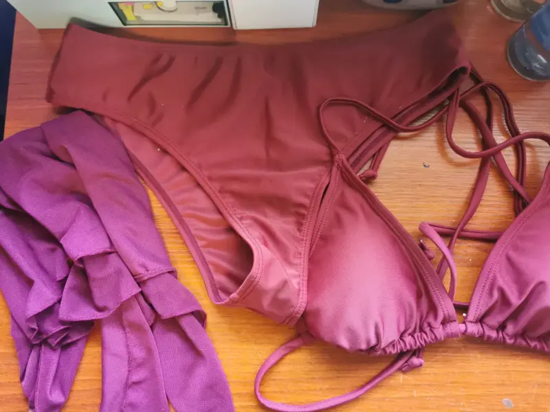 Bikini burdeo 3 piezas Talla M - 2