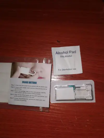 perfodador piercing desechable - miniatura 1