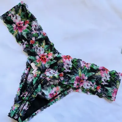Thong encaje floral victoria’s Secret - miniatura 3
