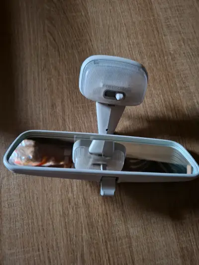 Espejo retrovisor con luz de auto suzuki - miniatura 1