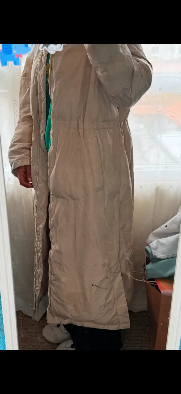 Abrigo largo beige con capucha - 2