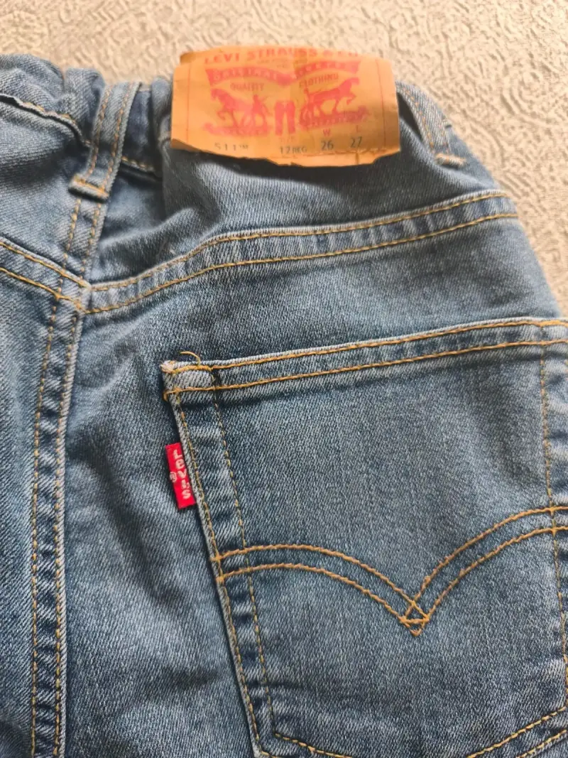 Jeans Levi's 511 azul claro - 2