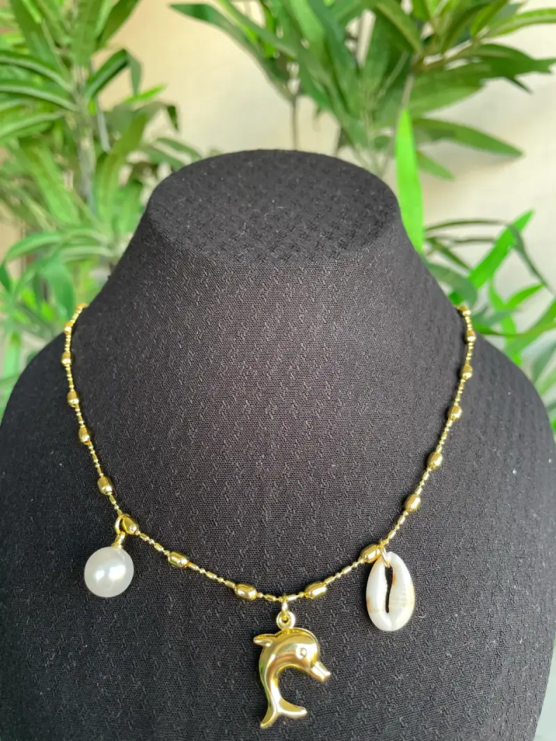 Collar con dije rosa y dorado - 6