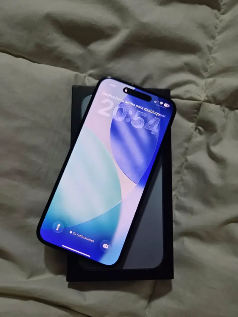 iPhone 15 Plus 128GB Black - 1